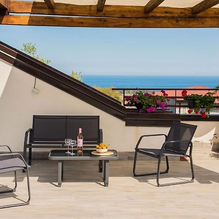 Holiday Home Luppinedda Nunziata Exterior foto